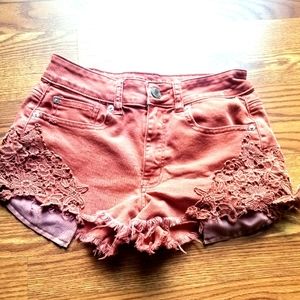 American Eagle flower pocket hi-rise shorts